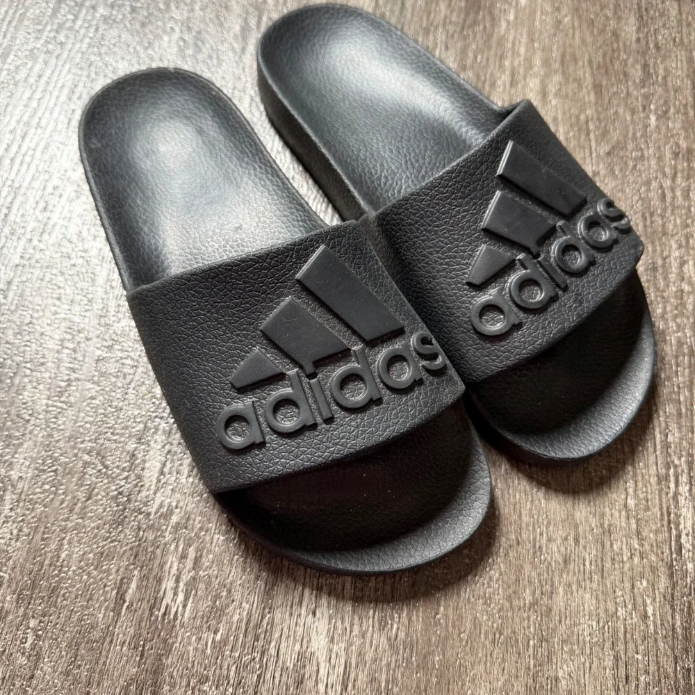 Adidas Adilette Slides Men Size 7 Black Shower Sandals Slip On Sporty Shoesn
